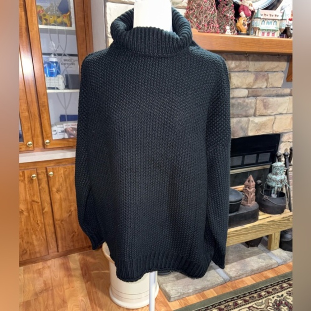 COZY HEAVY TURTLENECK OVERSIZED BLACK SWEATER X-LARGE